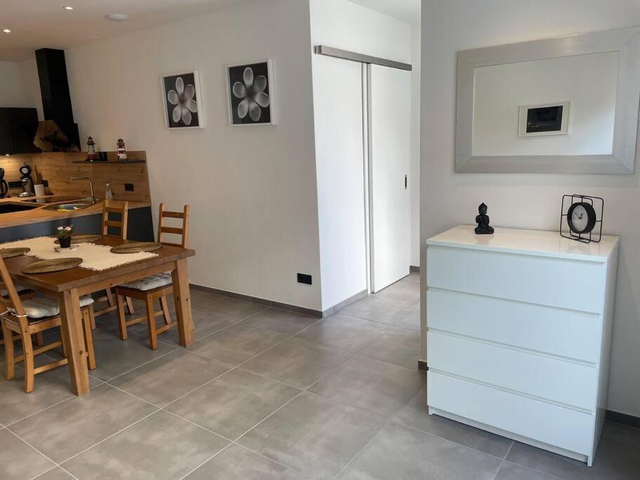 Gemuetliche, Topp Ausgestattete Ferienwohnung 班恩 外观 照片